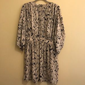 Printed dolman sleeve dress